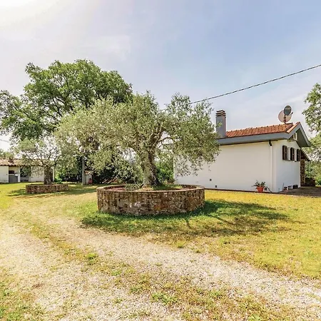 Prázdninový dům Sughereto 2 *